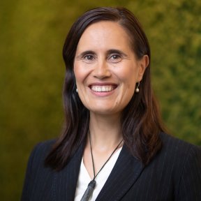 Laurissa Cooney CMInstD