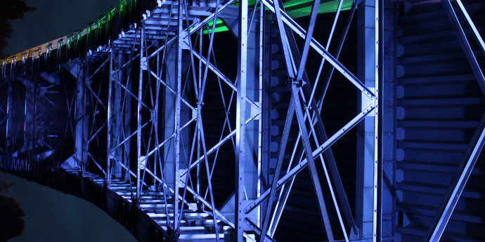 Waikato bridge at night