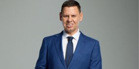 The boardroom, the Beehive and the bizarre