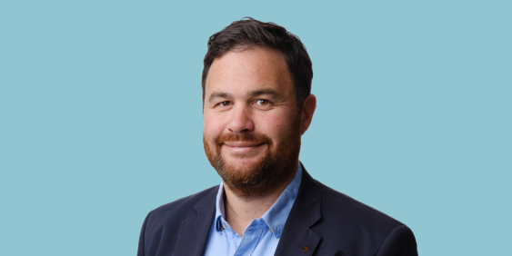 Jeff Broughton CMInstD