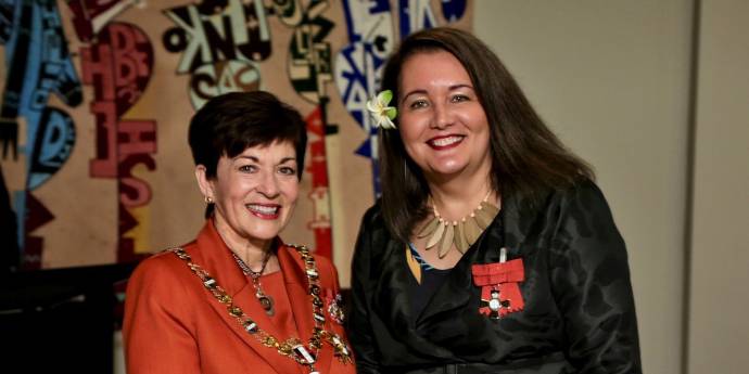 Mele Wendt with Governor General Dame Patsy Reddy