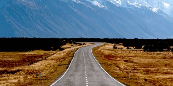scenery of the road and mountain aoraki